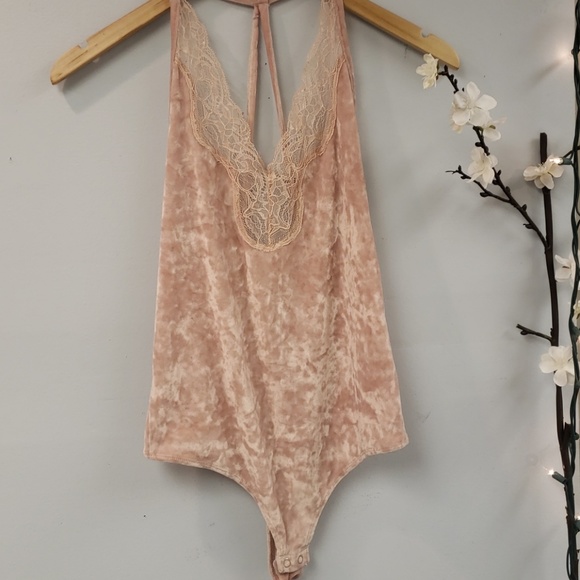 Express Other - Velvety EXPRESS body suit